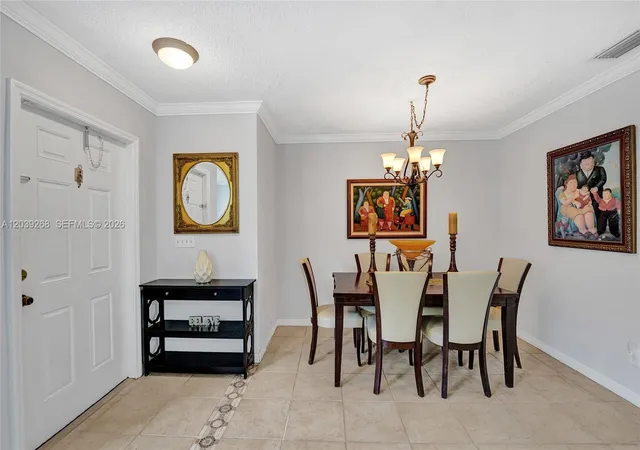 2nd image of 806 Nw 208th Wy, Pembroke Pines, FL 33029 | MLS# A12039268