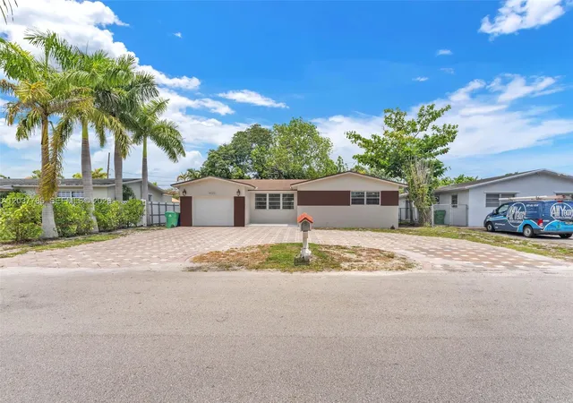 Homes for sale in Miramar, FL | 6525 Sw 18th St, Miramar, FL 33023 | MLS# A12037785