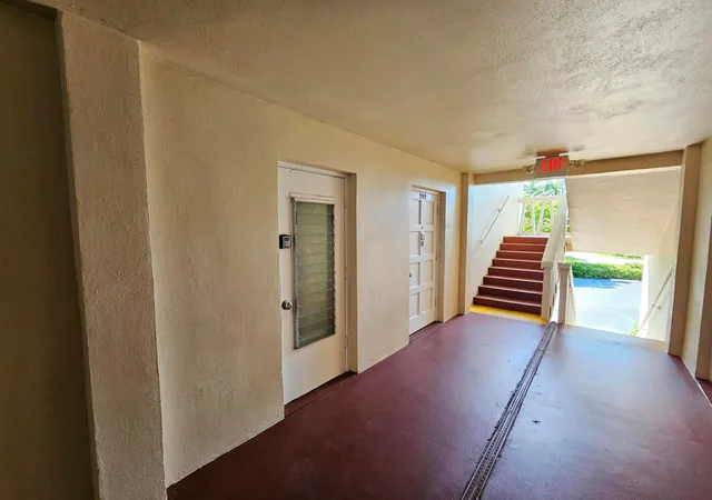 Homes for sale in Lake Worth Beach, FL | 2562 Garden Dr N #202, Lake Worth Beach, FL 33461 | MLS# B26042592