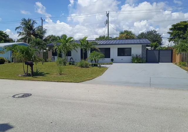 Photo 1 of Single family home for sale at 3141 Ne 14th Avenue, Pompano Beach, FL 33064 | MLS# B26042664 | Listing updated on 2026-09-23