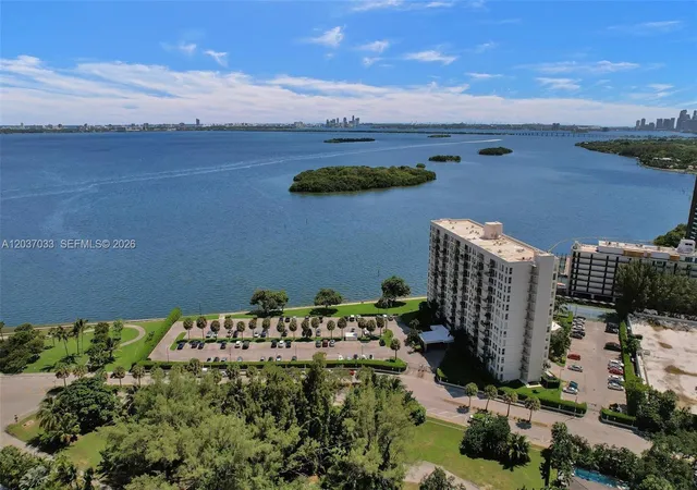 5th image of 765 Ne 70Th St, Miami, FL 33138 | MLS# A12037033