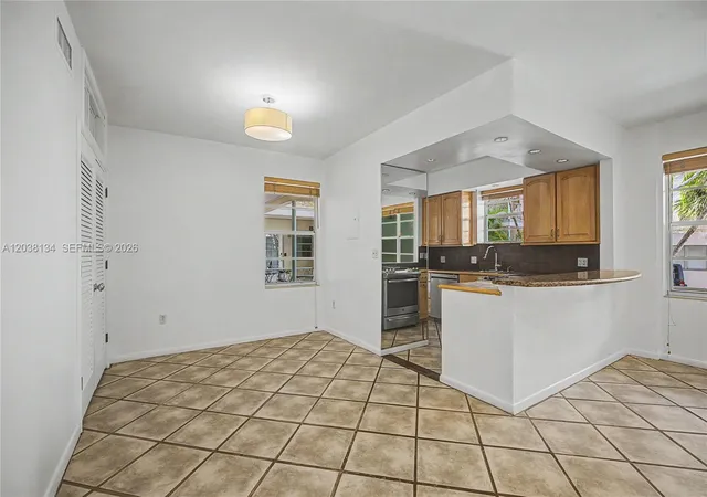 4th image of 1751 Washington Ave, Miami, FL 33139
