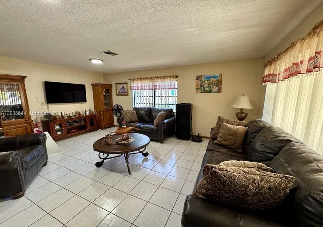 Homes for sale in Miami Gardens, FL | 15940 Nw 37Th Pl, Miami Gardens, FL 33054 | MLS# A12038844