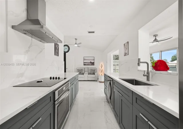 5th image of 4224 Lake Vis, Sebring, FL 33875 | MLS# A12039455