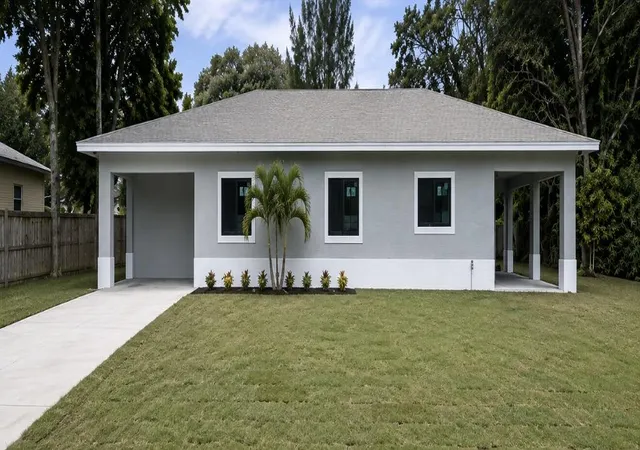 Single family home for sale at 2004 Easter Ave, Fort Pierce, FL 34950 | MLS# B26042697 | Listing updated on 2026-09-23