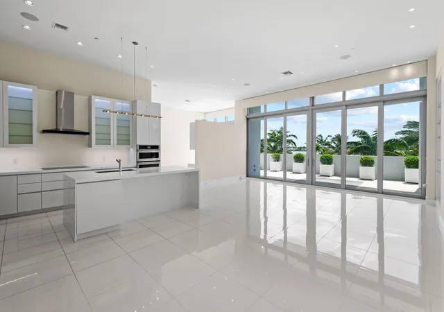4th image of 2 Water Clb Way #301, North Palm Beach, FL 33408 | MLS# B26042730