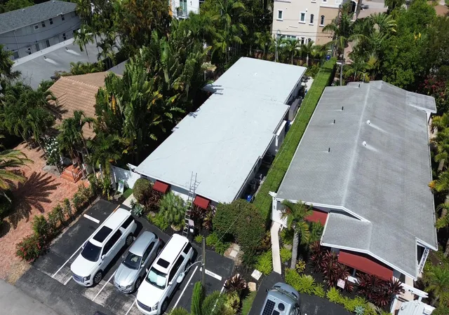 Homes for sale in Fort Lauderdale, FL | 615 & 617 Ne 9th Ave, Fort Lauderdale, FL 33304 | MLS# B26042759