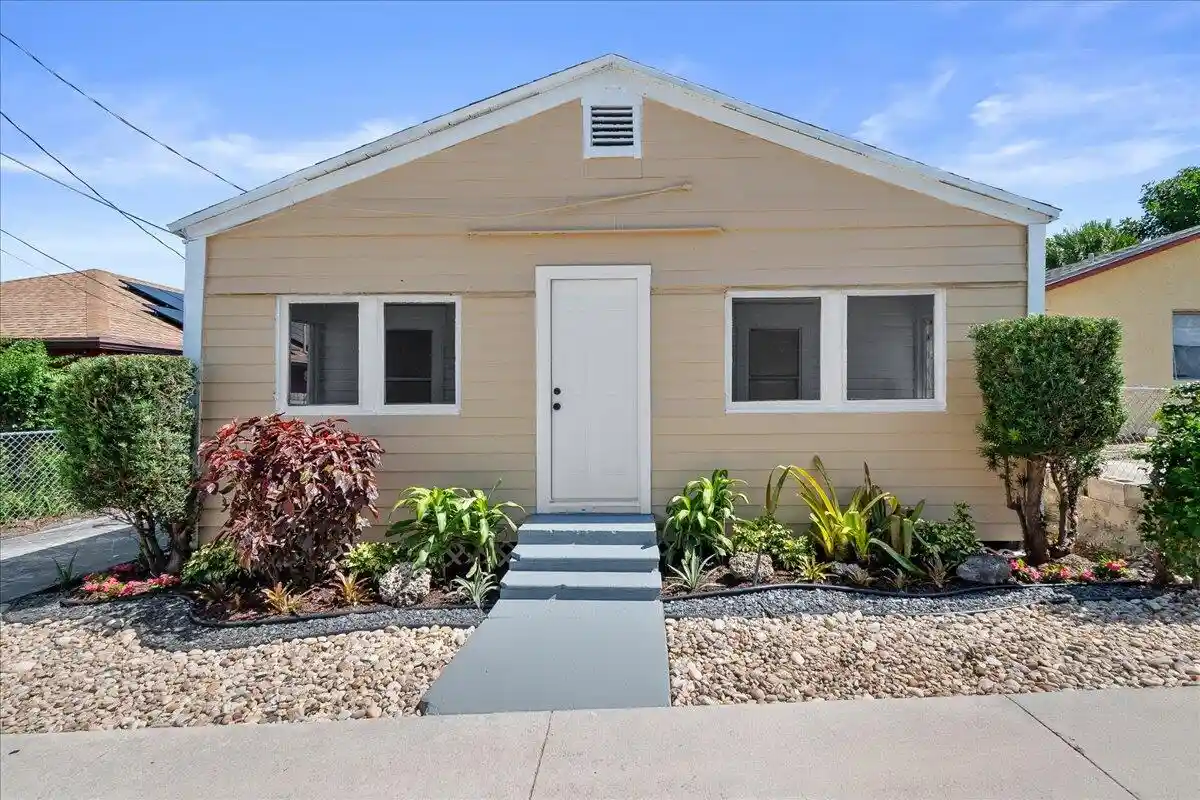 Photo 1 of Sale Pending at 1011 22nd Street, West Palm Beach, FL 33407 | MLS# B26042843 | Listing updated on 2026-10-27