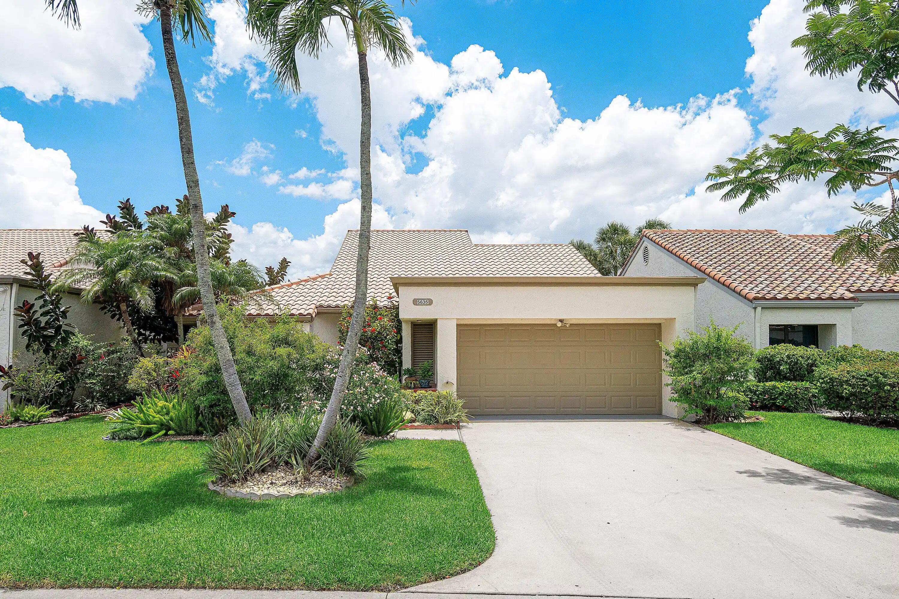 Photo 1 of Single family home for sale at 5635 Kiowa Cir, Boynton Beach, FL 33437 | MLS# B26042846 | Listing updated on 2026-10-21