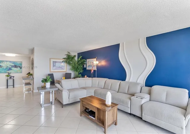 5th image of 18031 Biscayne Blvd, Aventura, FL 33160