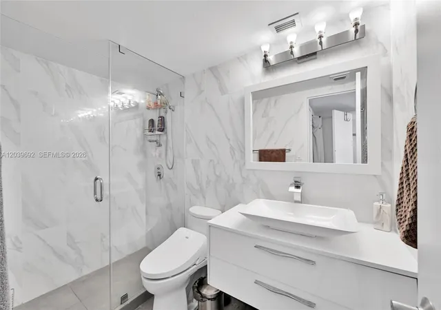 2nd image of 3180 S Ocean Dr, Hallandale Beach, FL 33009