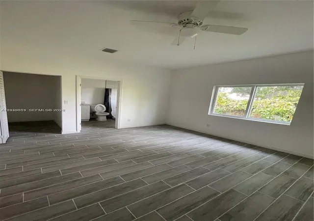 16th image of 920 Nw 81st St, Miami, FL 33150 | MLS# A12039619
