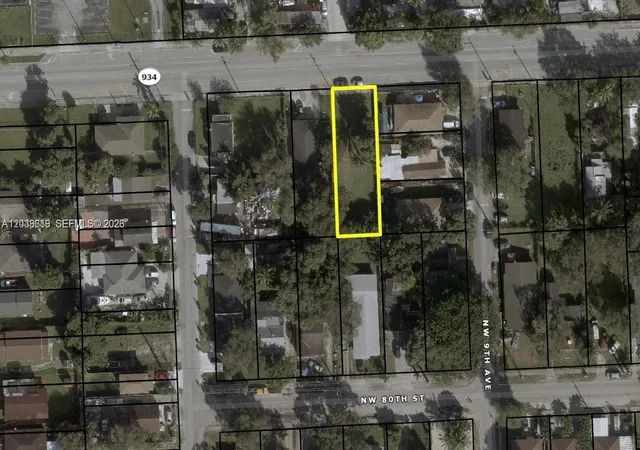 image of 920 Nw 81st St, Miami, FL 33150 | MLS# A12039619