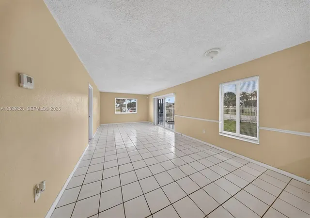 5th image of 505 Nw 177Th St, Miami, FL 33169
