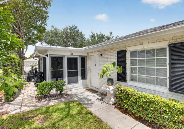 5th image of 10125 S 42nd Ave, Boynton Beach, FL 33436