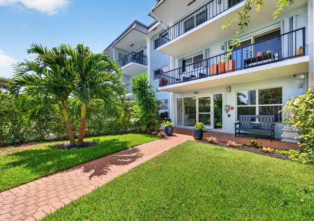 Photo 3 of Condo for sale at 3004 Ne 5th Terrace #216-c, Wilton Manors, FL 33334 | MLS# B26043085 | Listing updated on 2026-10-08