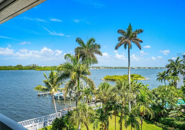 Photo 3 of Condo for sale at 2505 S Ocean Blvd #515, Palm Beach, FL 33480 | MLS# B26043165 | Listing updated on 2026-10-08