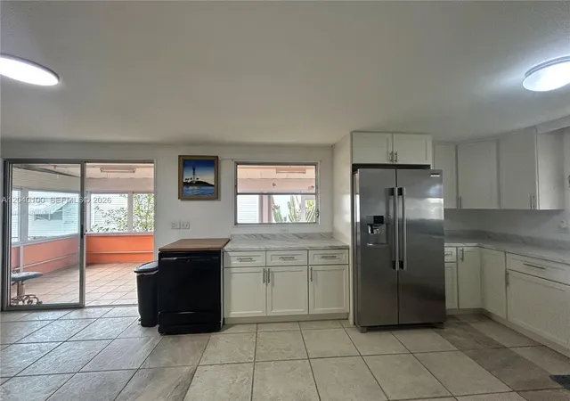 2nd image of 2341 Sw 84th Ave, Davie, FL 33324 | MLS# A12040100