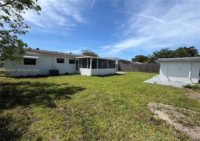 Homes for sale in Fort Lauderdale, FL | 1740 Sw 47th Ave, Fort Lauderdale, FL 33317 | MLS# A12040200