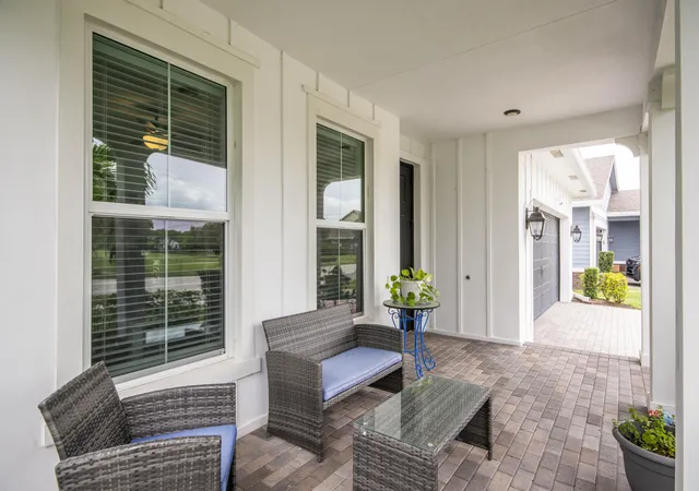4th image of 889 Wandering Willow Wy, Loxahatchee, FL 33470 | MLS# B26043291