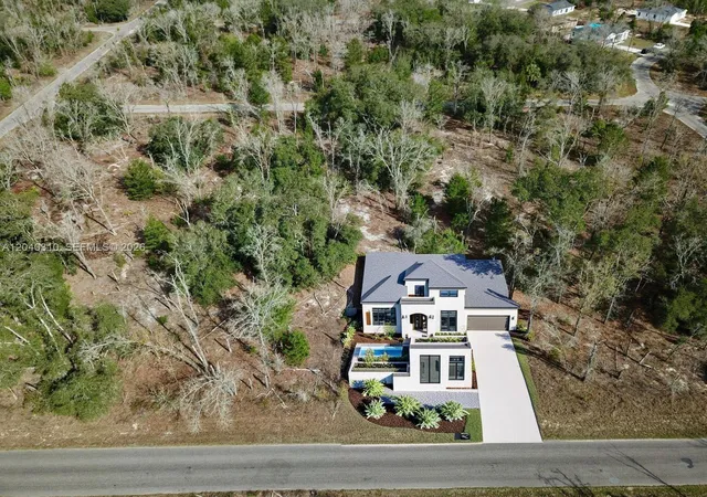 9th image of 19 Bay Track Ct, Ocklawaha, FL 32179 | MLS# A12040310