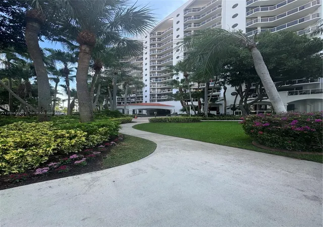 1st image of 3610 Yacht Club Dr #215, Aventura, FL 33180 | MLS# A12040261