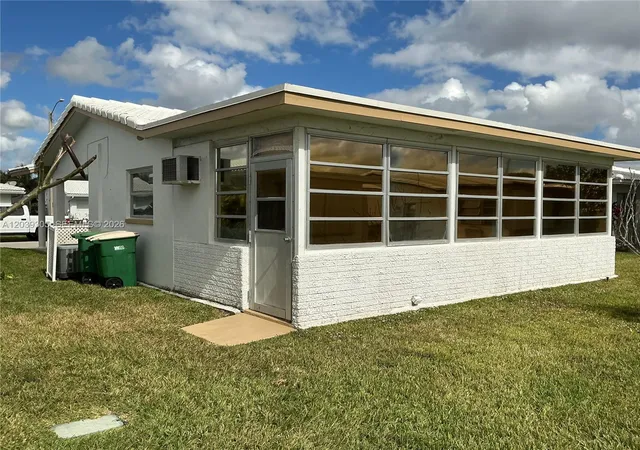 Homes for sale in Tamarac, FL | 8604 Nw 59th Pl, Tamarac, FL 33321 | MLS# A12039305