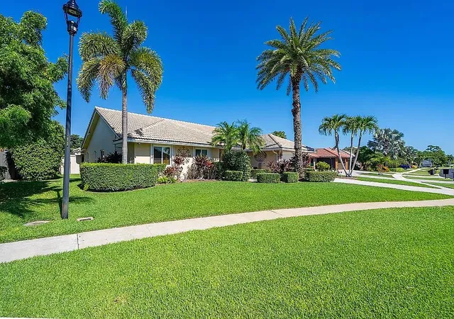 5th image of 22373 Ensenada Wy, Boca Raton, FL 33433 | MLS# B26043439