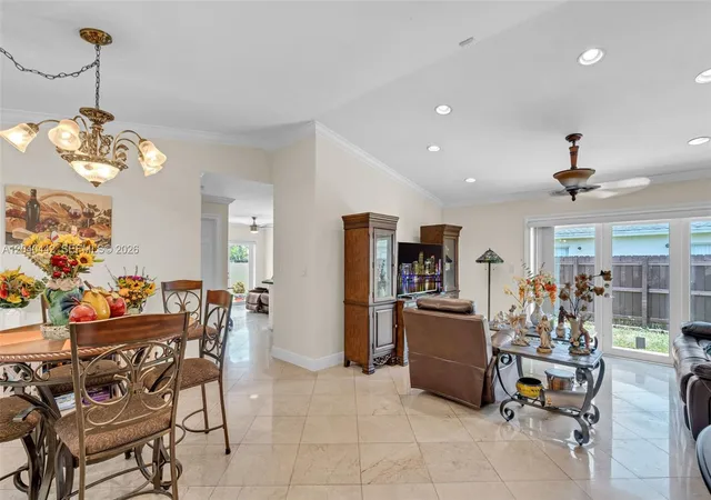 4th image of 10170 Nw 54Th Ter, Doral, FL 33178 | MLS# A12040442