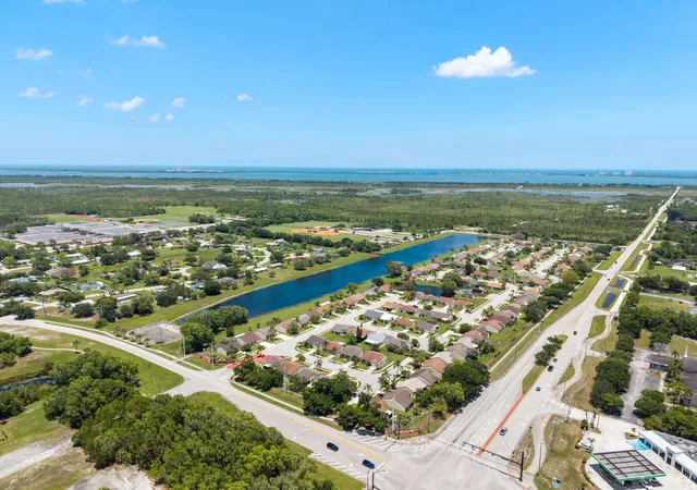 29th image of 2225 Se Barrington St, Port St Lucie, FL 34952 | MLS# B26043469