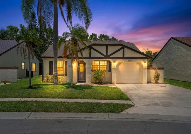 2nd image of 2225 Se Barrington St, Port St Lucie, FL 34952 | MLS# B26043469