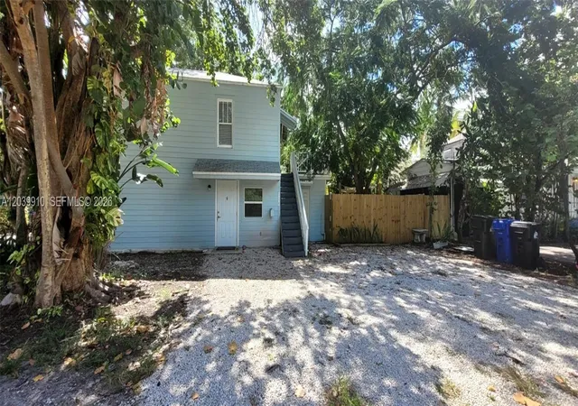 Homes for sale in Fort Lauderdale, FL | 104 Ne 5th St, Fort Lauderdale, FL 33301 | MLS# A12039910