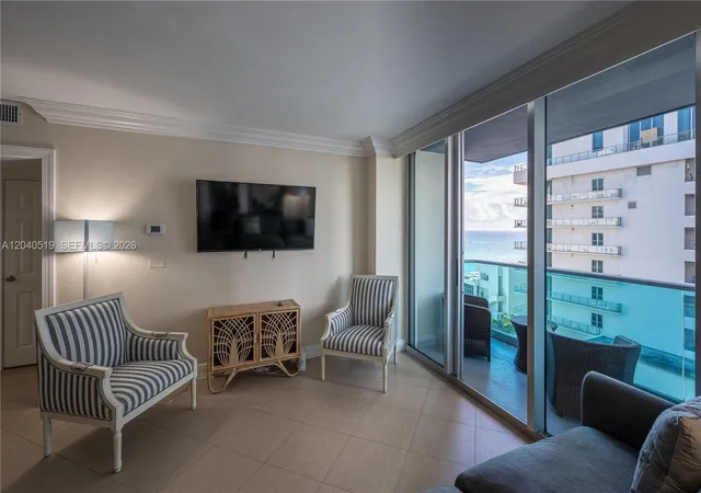 3rd image of 4001 S Ocean Dr #9J, Hollywood, FL 33019 | MLS# A12040519