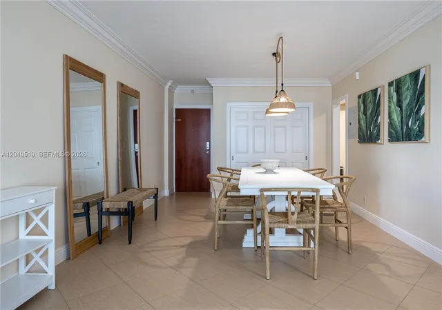 4th image of 4001 S Ocean Dr #9J, Hollywood, FL 33019 | MLS# A12040519