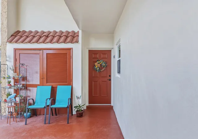 Condo for sale at 215 Lake Carol Dr, West Palm Beach, FL 33411 | MLS# B26043587