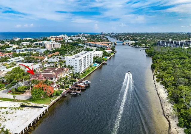 Photo 2 of Townhouse for sale at 453 Ne 19th Avenue, Deerfield Beach, FL 33441 | MLS# B26043591 | Listing updated on 2026-09-23
