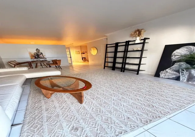 2nd image of 1701 S Ocean Dr #105, Hollywood, FL 33019 | MLS# A12040568