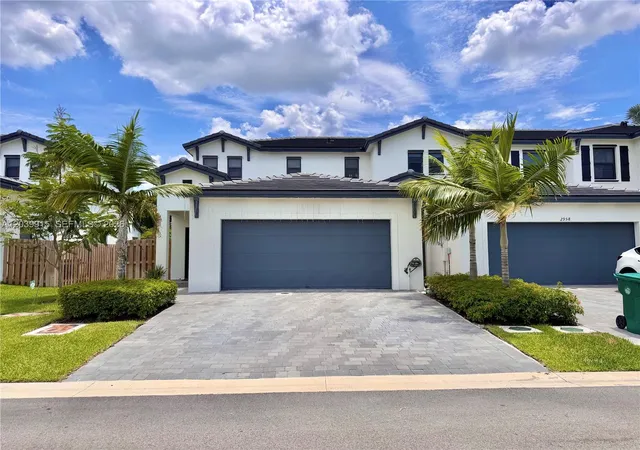 2nd image of 2950 Park Pl #5838, Fort Lauderdale, FL 33312 | MLS# A12039915