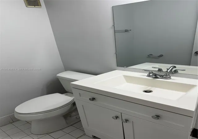 3rd image of 13500 Ne 3Rd Ct #120, North Miami, FL 33161 | MLS# A12040621
