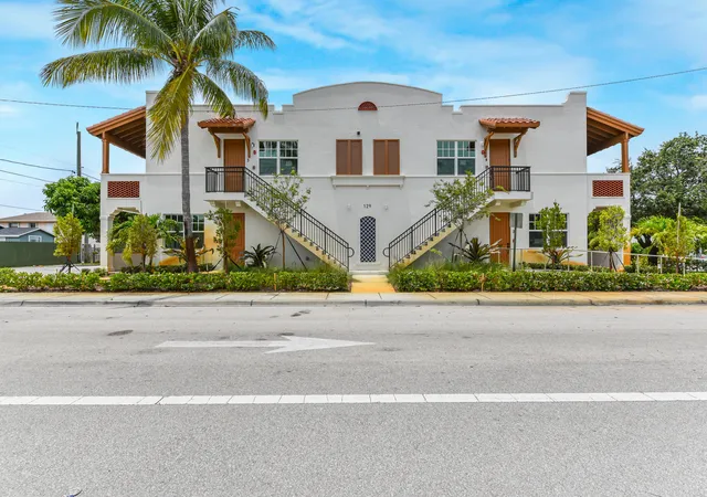 Photo 1 of Multi family home for sale at 129 S K St, Lake Worth, FL 33460 | MLS# B26043673 | Listing updated on 2026-10-03