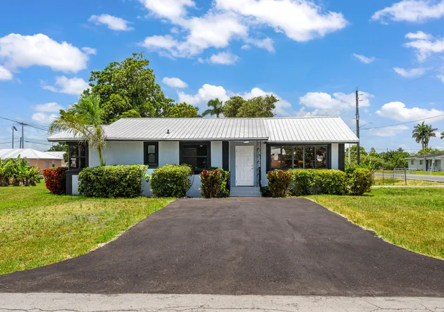 1st image of 24 Nw Avenue I, Belle Glade, FL 33430 | MLS# B26043707