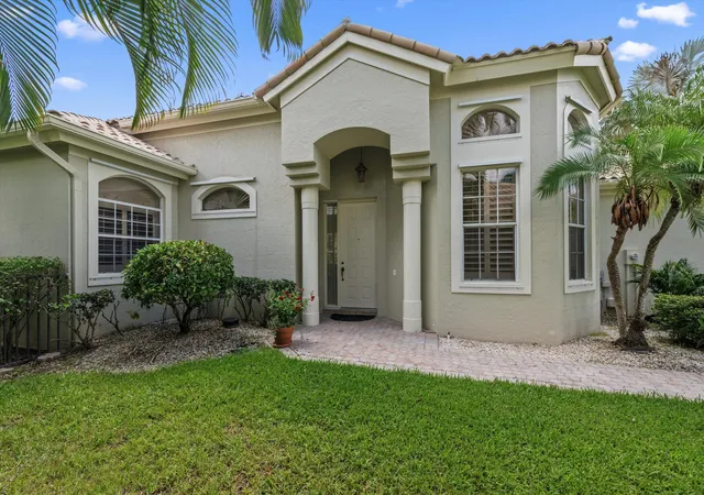 Photo 3 of Single family home for sale at 12557 Mallet Cir, Wellington, FL 33414 | MLS# B26043728 | Listing updated on 2026-09-26