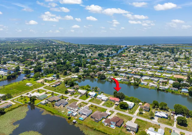 1st image of 2546 Se 27th St, Okeechobee, FL 34974 | MLS# B26043741
