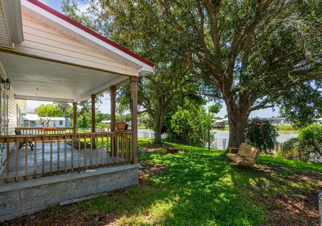 2nd image of 2546 Se 27th St, Okeechobee, FL 34974 | MLS# B26043741