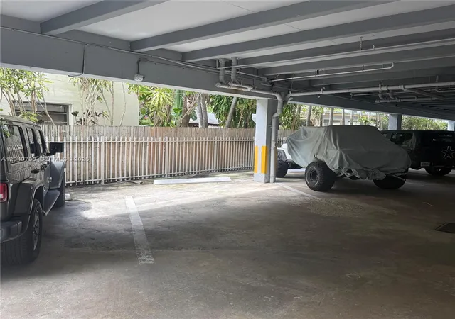 2nd image of 344 Meridian Ave, Miami Beach, FL 33139