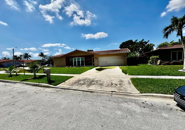 Photo 2 of Single family home for sale at 6600 Nw 23rd Street, Margate, FL 33063 | MLS# B26043778 | Listing updated on 2026-09-23