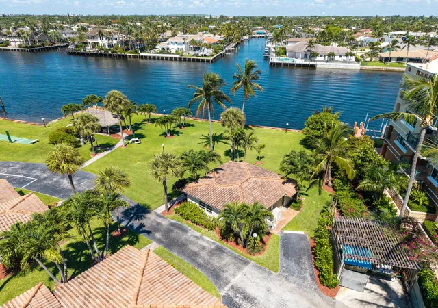 Photo 3 of Condo for sale at 1225 Hillsboro Mile #Ss1, Hillsboro Beach, FL 33062 | MLS# B26043797 | Listing updated on 2026-09-23