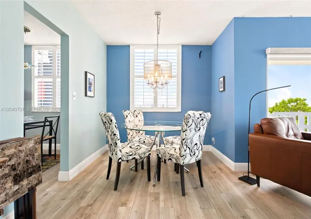 3rd image of 4350 Hillcrest Dr 611, Hollywood, FL 33021