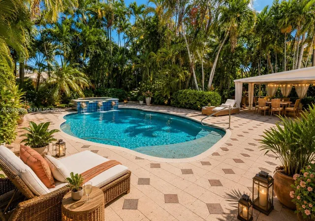 2nd image of 1030 Polk St, Hollywood, FL 33019 | MLS# A12040806