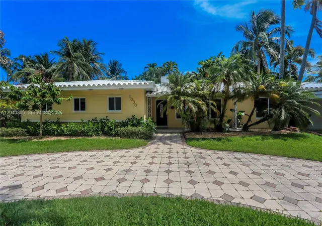 39th image of 1030 Polk St, Hollywood, FL 33019 | MLS# A12040806